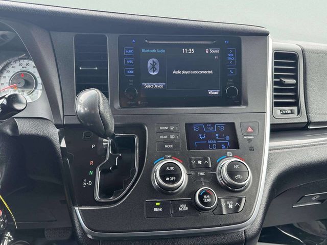 2015 Toyota Sienna 5dr 8-Passenger Van SE FWD - 23022356 - 29