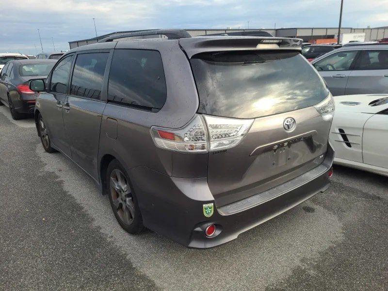 2015 Toyota Sienna 5dr 8-Passenger Van SE FWD - 22780972 - 1