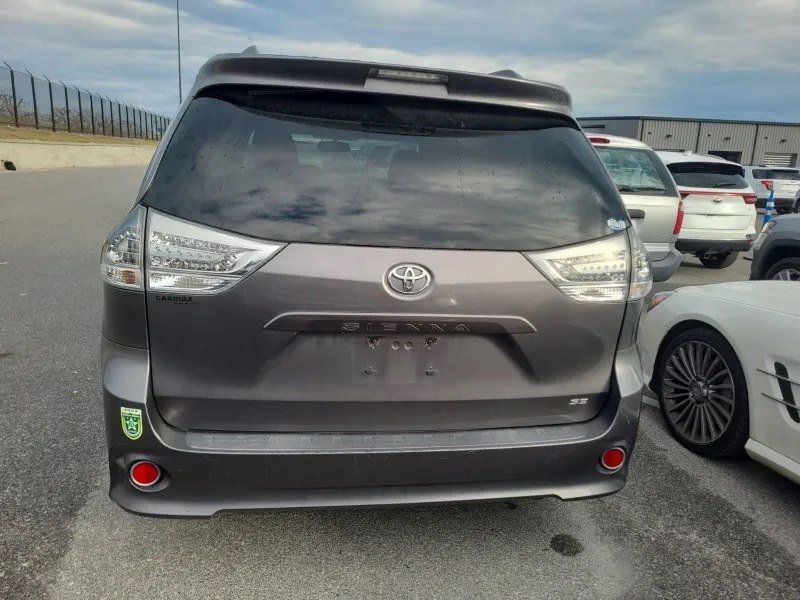 2015 Toyota Sienna 5dr 8-Passenger Van SE FWD - 22780972 - 2