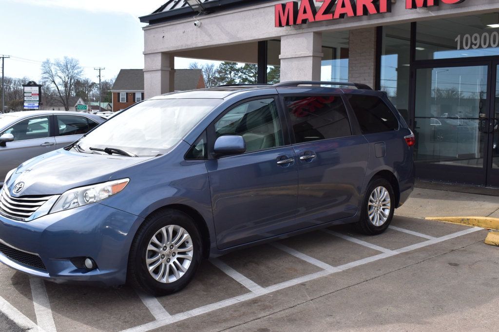 2015 Toyota Sienna 5dr 8-Passenger Van XLE FWD - 22770507 - 7