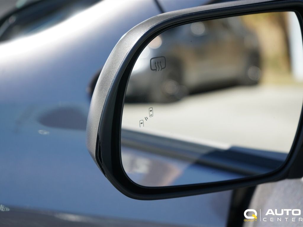 2015 Toyota Sienna 5dr 8-Passenger Van XLE FWD - 22906203 - 10