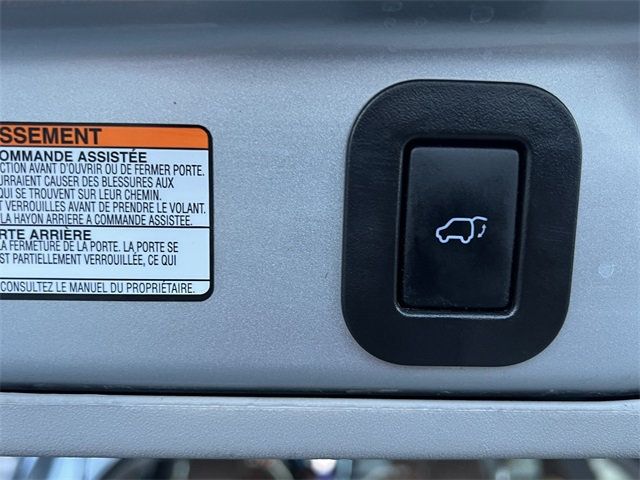 2015 Toyota Sienna 5dr 8-Passenger Van XLE FWD - 22984273 - 16