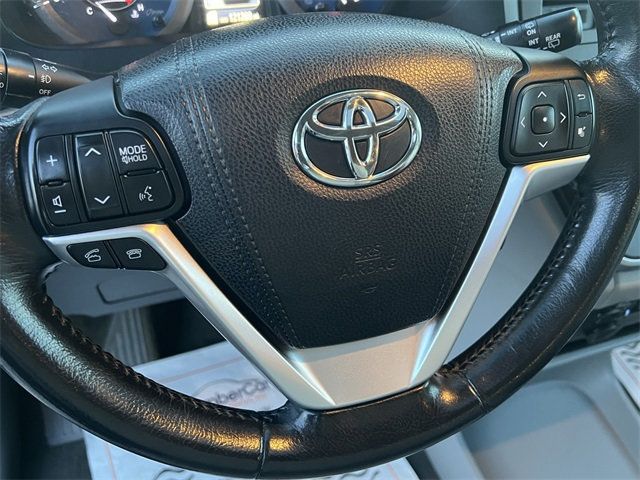 2015 Toyota Sienna 5dr 8-Passenger Van XLE FWD - 22984273 - 22