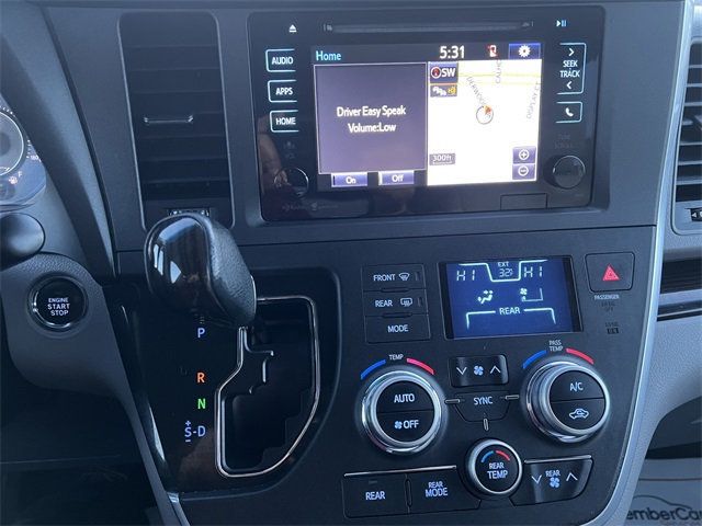 2015 Toyota Sienna 5dr 8-Passenger Van XLE FWD - 22984273 - 25