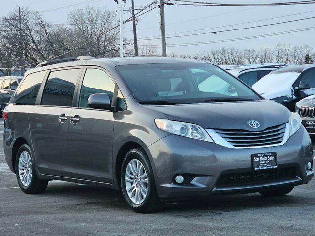 2015 Toyota Sienna 5dr 8-Passenger Van XLE FWD - 22971774 - 12