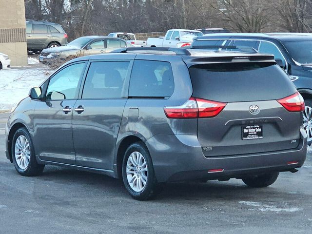 2015 Toyota Sienna 5dr 8-Passenger Van XLE FWD - 22971774 - 5