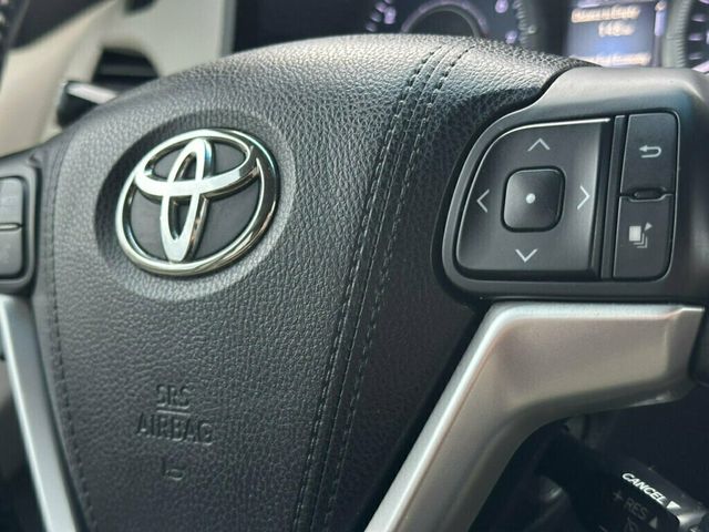 2015 Toyota Sienna 5dr 8-Passenger Van XLE FWD - 23066813 - 27