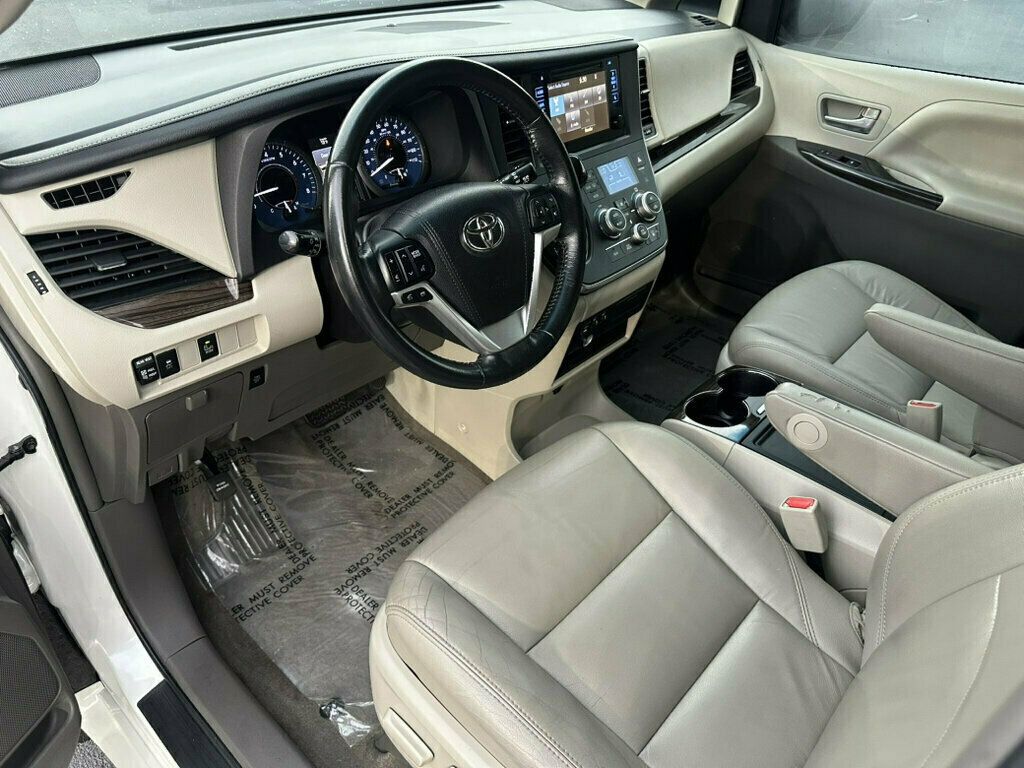 2015 Toyota Sienna 5dr 8-Passenger Van XLE FWD - 23066813 - 7
