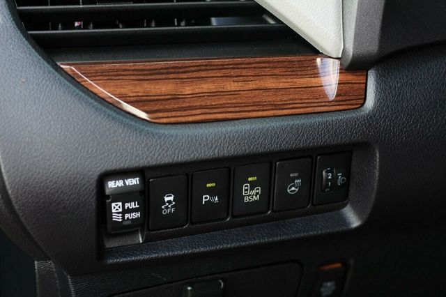 2015 Toyota Sienna AWD LIMITED PREMIUM W/ DVD PLAYER NAVIGATION, LEATHER, MOONROOF - 23012600 - 22