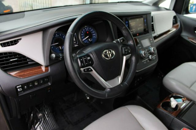 2015 Toyota Sienna AWD LIMITED PREMIUM W/ DVD PLAYER NAVIGATION, LEATHER, MOONROOF - 23012600 - 25