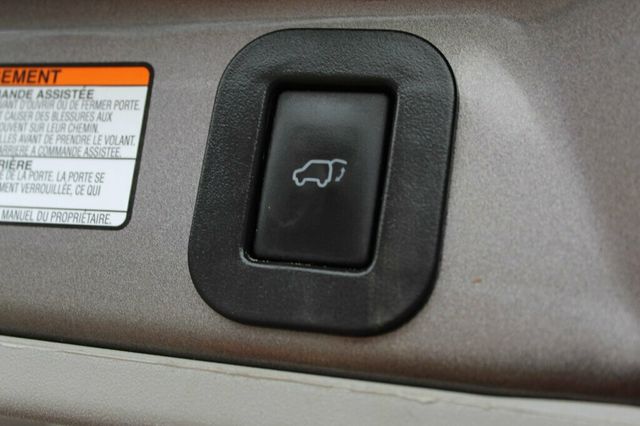 2015 Toyota Sienna AWD LIMITED PREMIUM W/ DVD PLAYER NAVIGATION, LEATHER, MOONROOF - 23012600 - 33