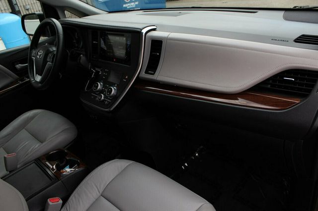 2015 Toyota Sienna AWD LIMITED PREMIUM W/ DVD PLAYER NAVIGATION, LEATHER, MOONROOF - 23012600 - 8