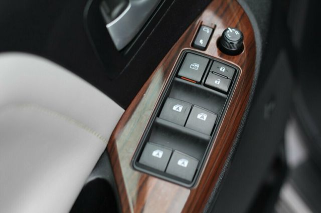 2015 Toyota Sienna AWD LIMITED PREMIUM W/ NAVIGATION, LEATHER, MOONROOF - 22965377 - 21