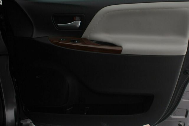 2015 Toyota Sienna AWD LIMITED PREMIUM W/ NAVIGATION, LEATHER, MOONROOF - 22965377 - 5