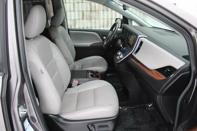 2015 Toyota Sienna AWD LIMITED PREMIUM W/ NAVIGATION, LEATHER, MOONROOF - 22965377 - 6