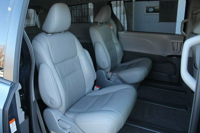 2015 Toyota Sienna AWD ONE OWNER XLE PREMIUM  - 22949919 - 10