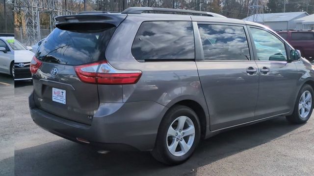 2015 Toyota Sienna LE - 22949502 - 7