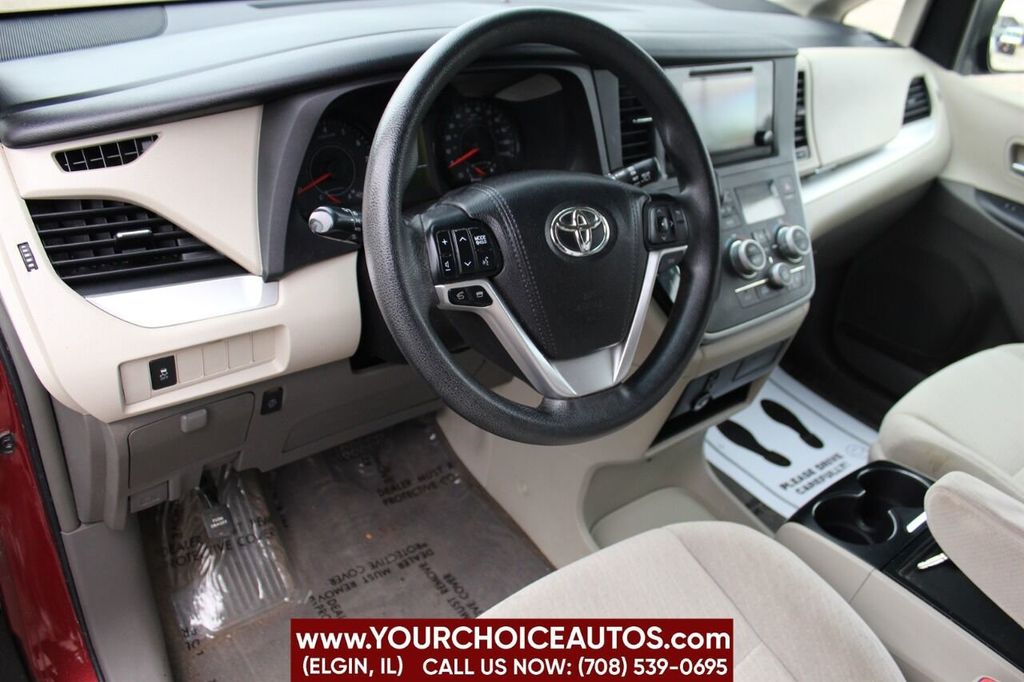2015 Toyota Sienna LE 7 Passenger Auto Access Seat 4dr Mini Van - 22210254 - 13