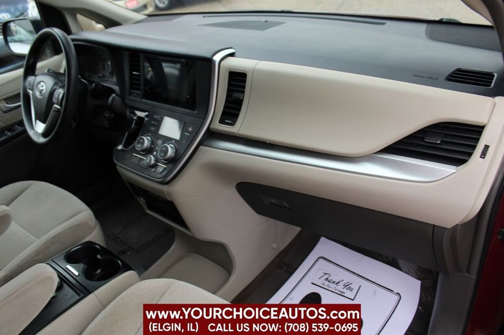 2015 Toyota Sienna LE 7 Passenger Auto Access Seat 4dr Mini Van - 22210254 - 18