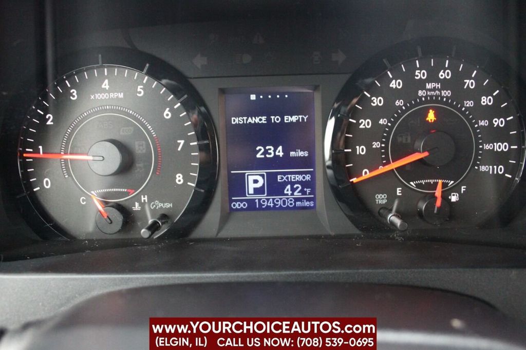 2015 Toyota Sienna LE 7 Passenger Auto Access Seat 4dr Mini Van - 22210254 - 24