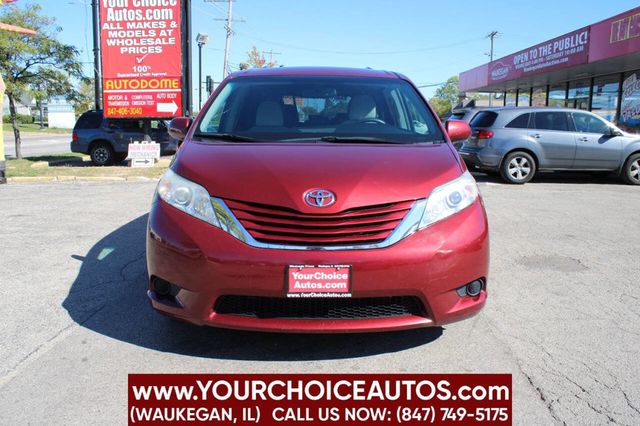 2015 Toyota Sienna LE 7 Passenger Auto Access Seat 4dr Mini Van - 22654768 - 1