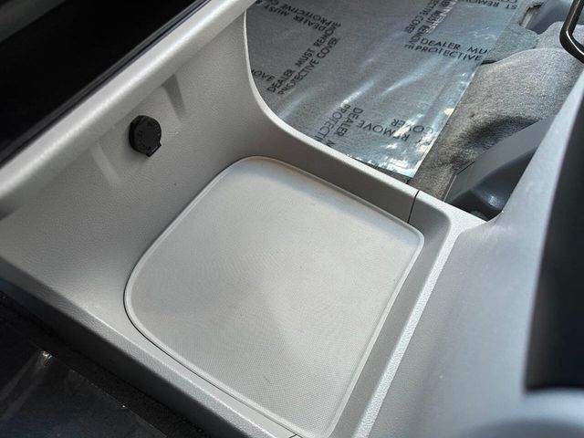 2015 Toyota Sienna LE 8 Passenger 4dr Mini Van - 22940954 - 51