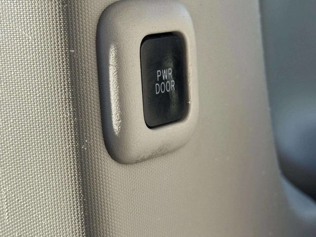 2015 Toyota Sienna LE 8 Passenger 4dr Mini Van - 22940957 - 25