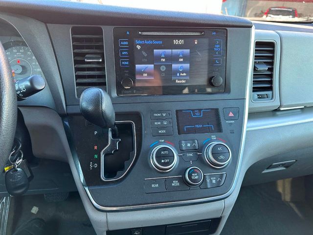 2015 Toyota Sienna LE 8 Passenger 4dr Mini Van - 22940957 - 43