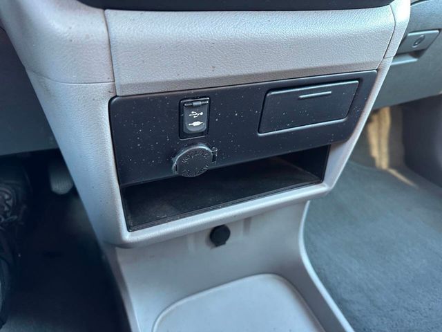 2015 Toyota Sienna LE 8 Passenger 4dr Mini Van - 22940957 - 51