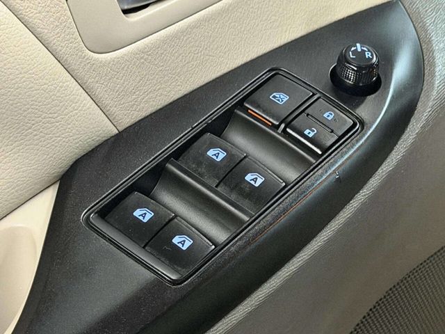 2015 Toyota Sienna LE 8 Passenger 4dr Mini Van - 22988608 - 12