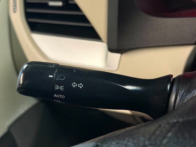 2015 Toyota Sienna LE 8 Passenger 4dr Mini Van - 22988608 - 33