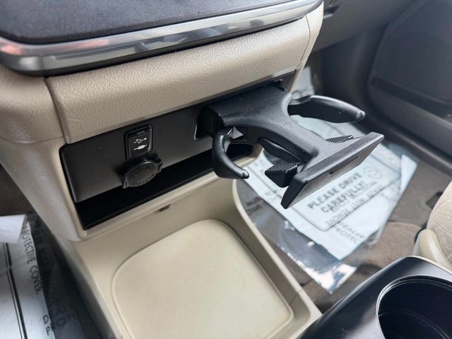 2015 Toyota Sienna LE 8 Passenger 4dr Mini Van - 22988608 - 42