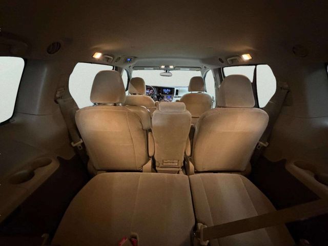2015 Toyota Sienna LE 8 Passenger 4dr Mini Van - 22988608 - 6
