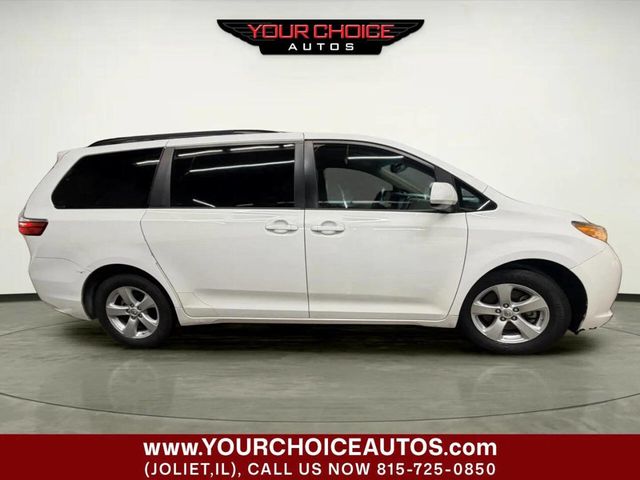 2015 Toyota Sienna LE 8 Passenger 4dr Mini Van - 22988608 - 8