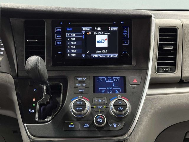 2015 Toyota Sienna LE 8 Passenger 4dr Mini Van - 23052883 - 24