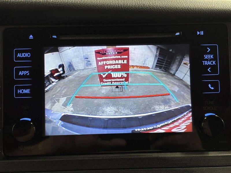 2015 Toyota Sienna LE 8 Passenger 4dr Mini Van - 23052883 - 26