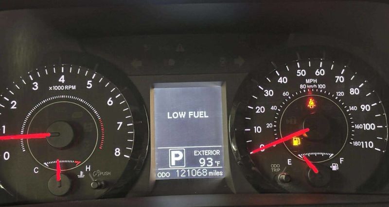 2015 Toyota Sienna LE 8 Passenger 4dr Mini Van - 23052883 - 34