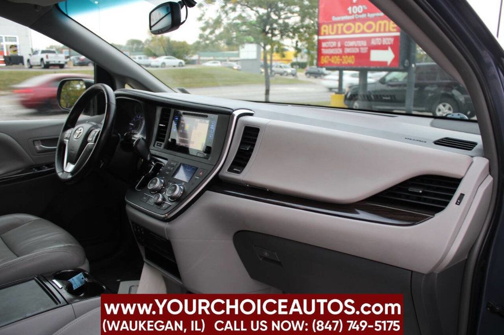 2015 Toyota Sienna Limited 7 Passenger 4dr Mini Van - 22919570 - 14