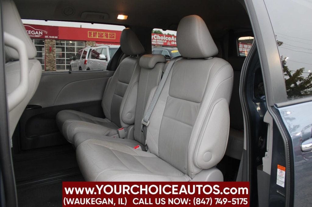 2015 Toyota Sienna Limited 7 Passenger 4dr Mini Van - 22919570 - 16