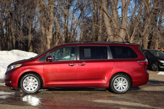 2015 Toyota Sienna ONE OWNER AWD LIMITED PREMIUM W/ NAVIGATION,  REAR DUAL VIEW DVD - 22971843 - 18