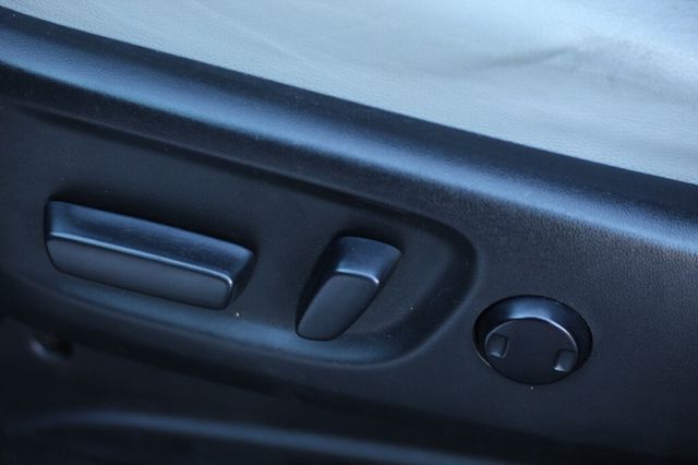 2015 Toyota Sienna ONE OWNER AWD LIMITED PREMIUM W/ NAVIGATION,  REAR DUAL VIEW DVD - 22971843 - 26