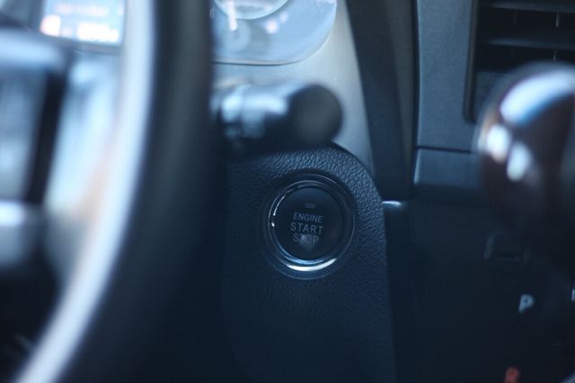 2015 Toyota Sienna ONE OWNER AWD LIMITED PREMIUM W/ NAVIGATION,  REAR DUAL VIEW DVD - 22971843 - 31