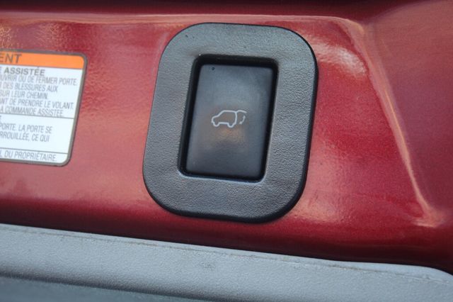 2015 Toyota Sienna ONE OWNER AWD LIMITED PREMIUM W/ NAVIGATION,  REAR DUAL VIEW DVD - 22971843 - 33