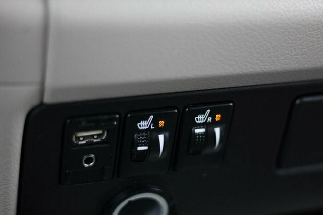 2015 Toyota Sienna ONE OWNER AWD XLE W/ NAVIGATION PKG - 22950406 - 17