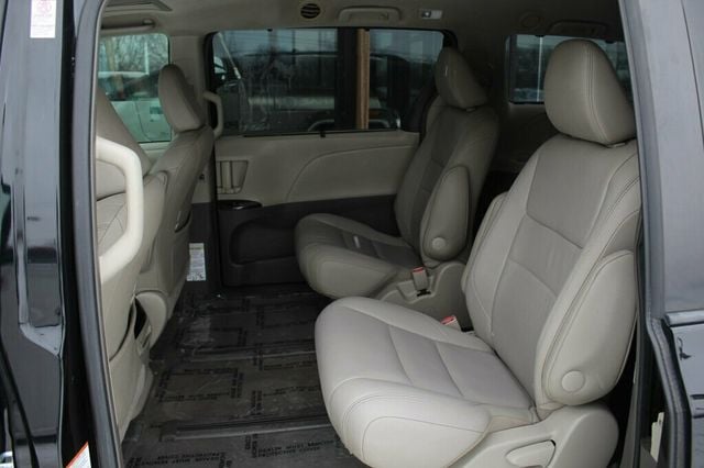 2015 Toyota Sienna ONE OWNER AWD XLE W/ NAVIGATION PKG - 22950406 - 27