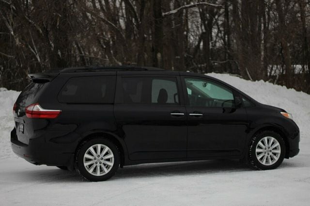 2015 Toyota Sienna ONE OWNER AWD XLE W/ NAVIGATION PKG - 22950406 - 2