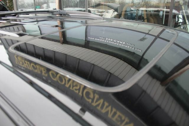 2015 Toyota Sienna ONE OWNER AWD XLE W/ NAVIGATION PKG - 22950406 - 34