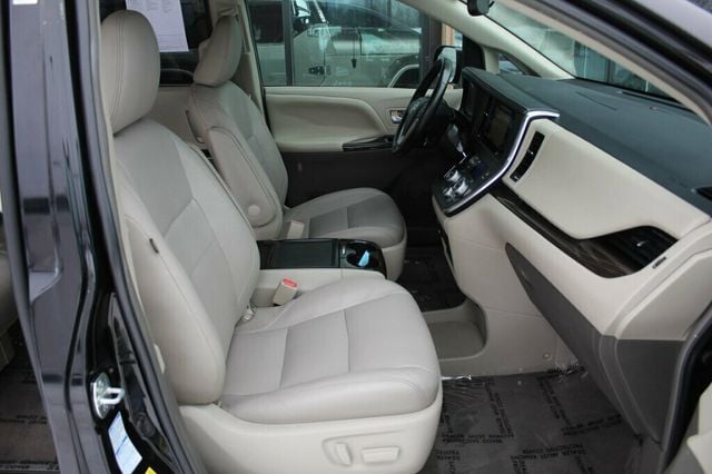 2015 Toyota Sienna ONE OWNER AWD XLE W/ NAVIGATION PKG - 22950406 - 6