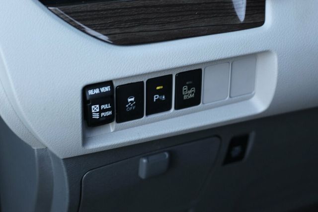 2015 Toyota Sienna ONE OWNER  XLE PREMIUM W/ NAVIGATION, REAR DVD,LEATHER, MOONROOF - 23060886 - 22