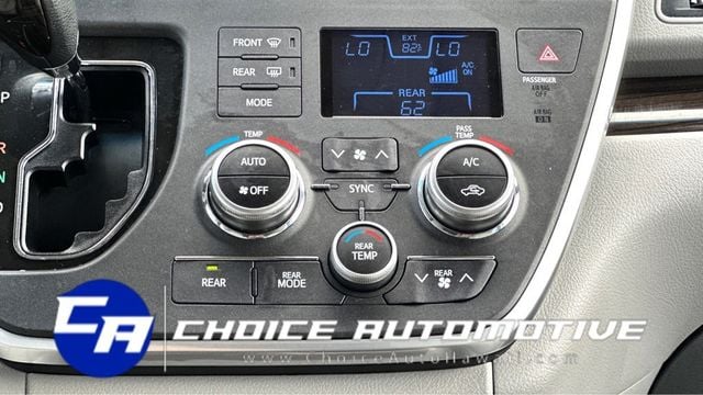 2015 Toyota Sienna XLE - 22364891 - 21